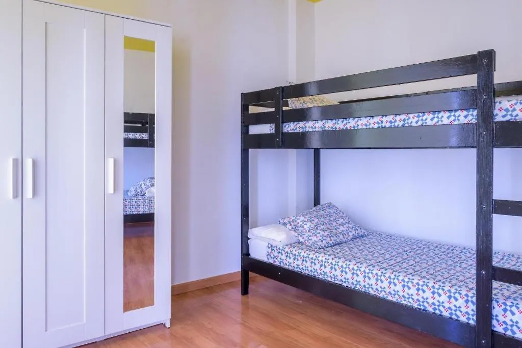 Residencia Sin Lujo Hostel Malaga Spain