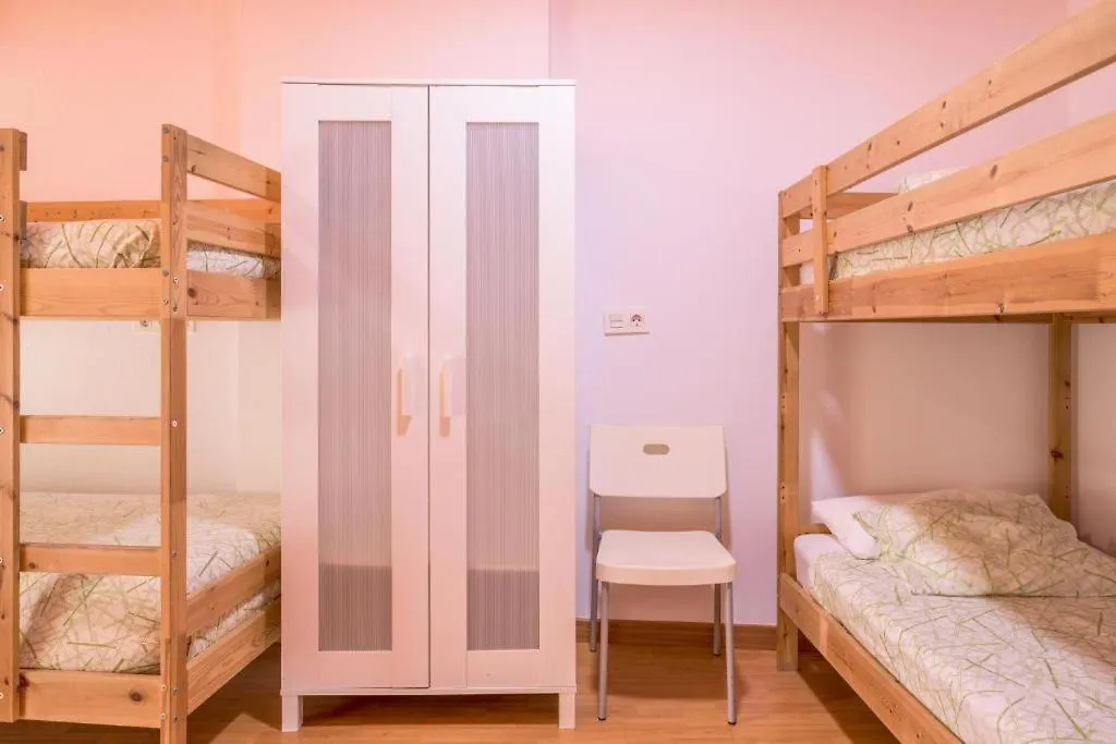 Residencia Sin Lujo Hostel Malaga