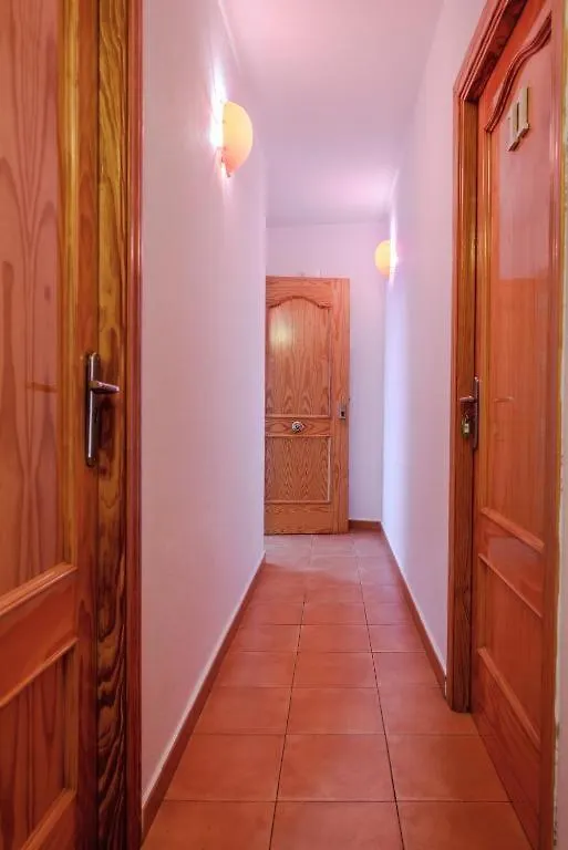 Residencia Sin Lujo Hostel Malaga